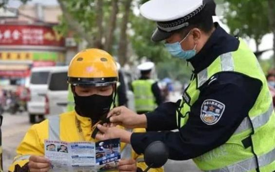“一盔難求”的電動自行車頭盔，你買對了嗎？
